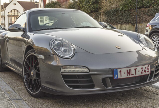 Porsche 997 Carrera 4 GTS