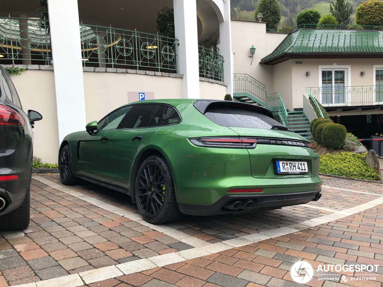 Porsche 971 Panamera Turbo S E-Hybrid Sport Turismo