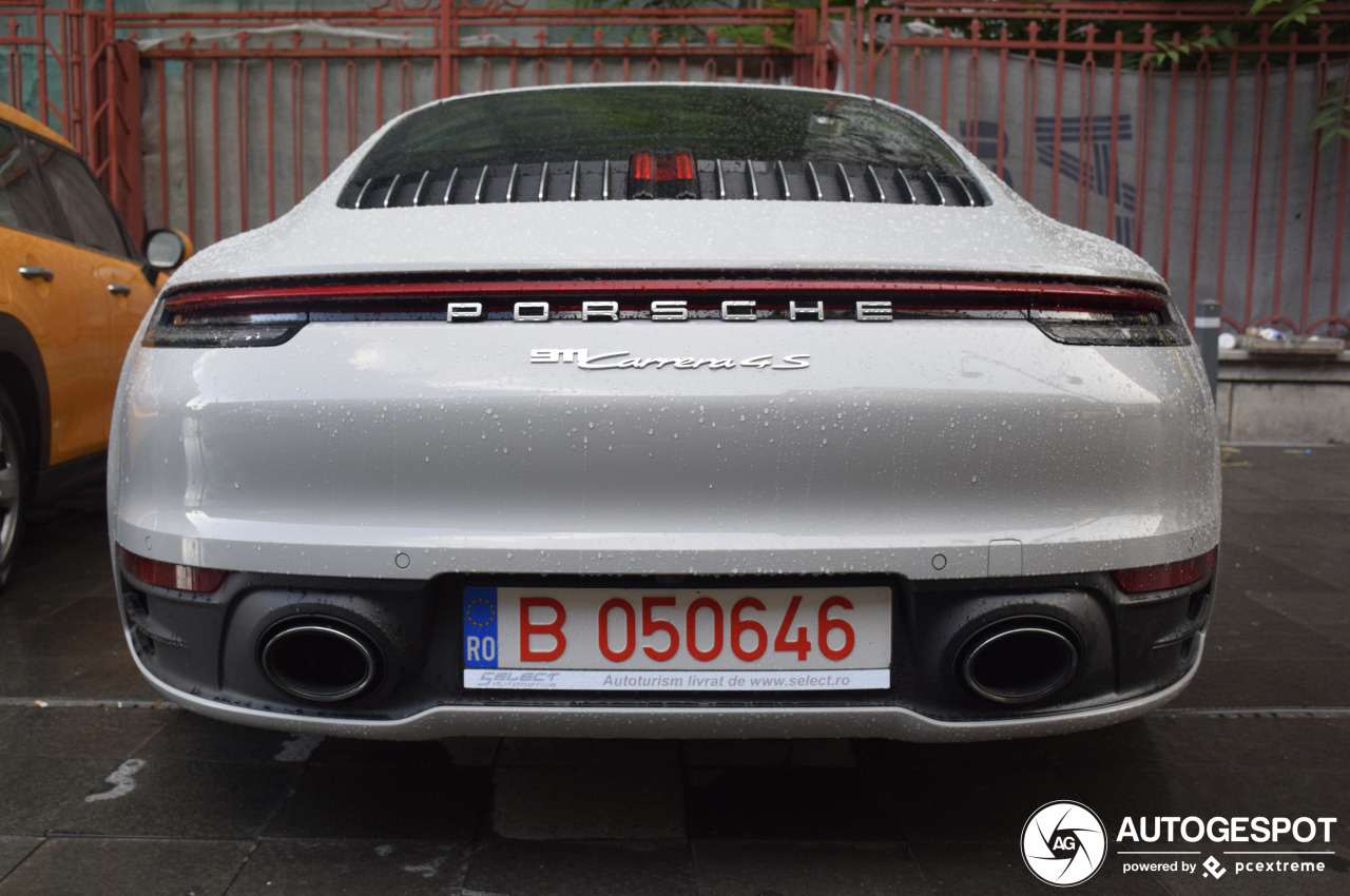 Porsche 992 Carrera 4S