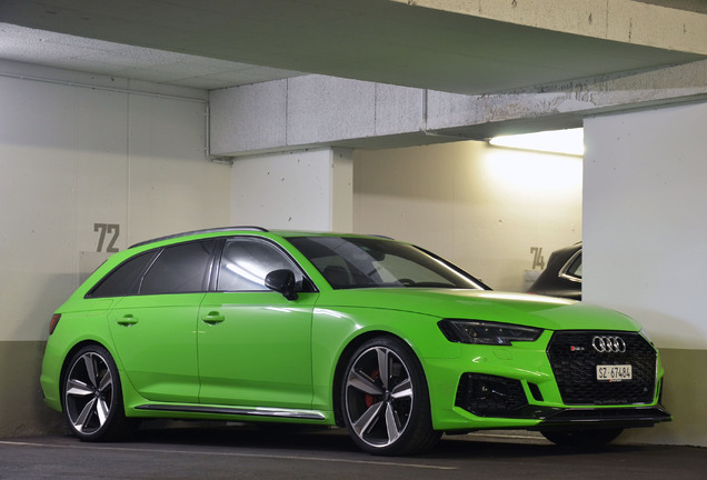 Audi RS4 Avant B9