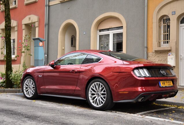 Ford Mustang GT 2015