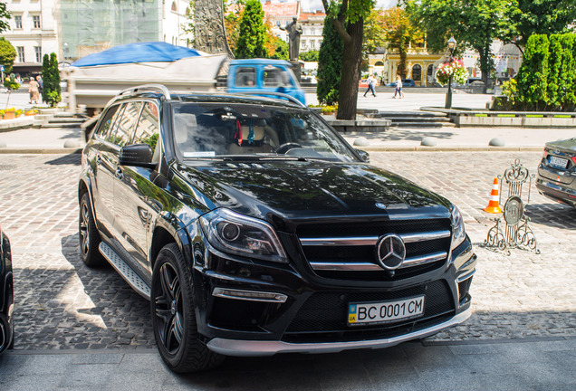 Mercedes-Benz GL 63 AMG X166