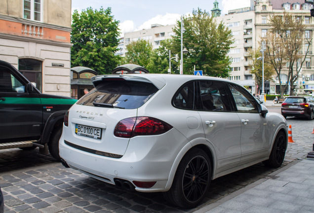 Porsche 958 Cayenne GTS