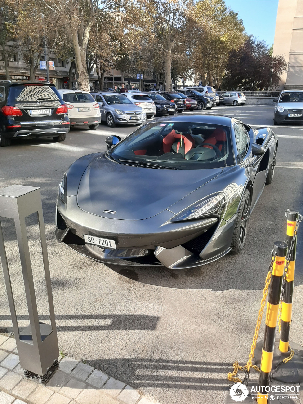 McLaren 570S