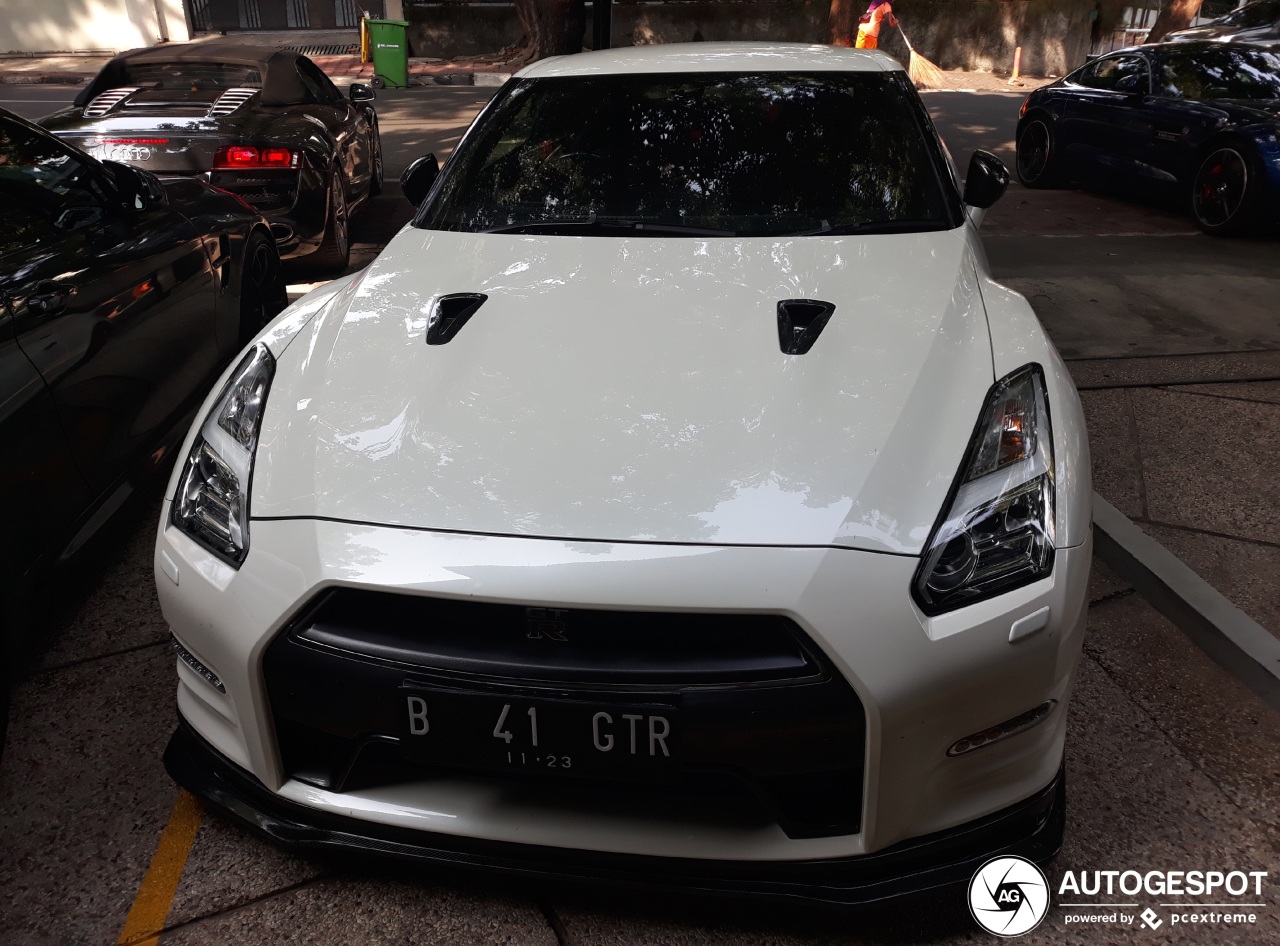 Nissan GT-R 2013