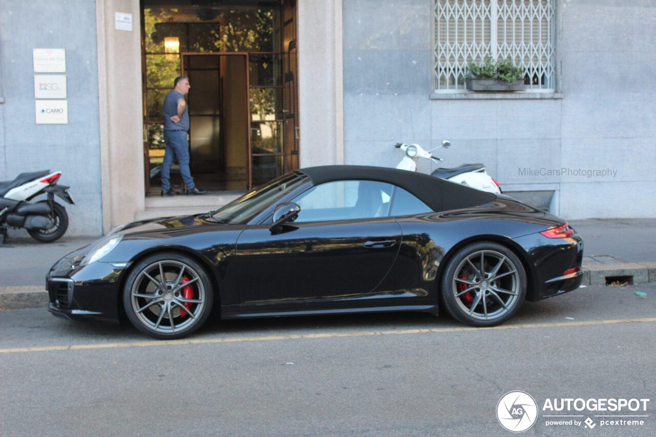 Porsche 991 Carrera 4S Cabriolet MkII