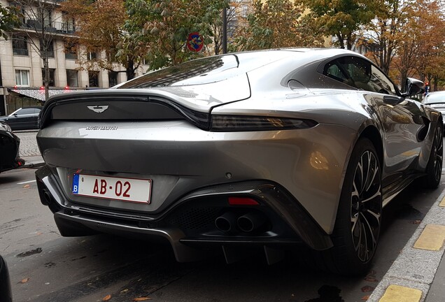 Aston Martin V8 Vantage 2018