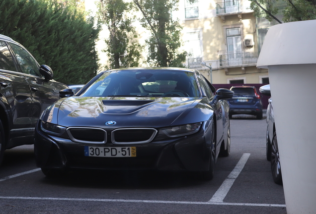 BMW i8