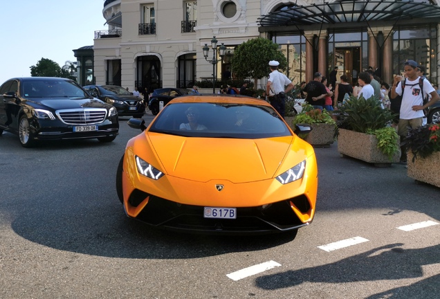 Lamborghini Huracán LP640-4 Performante