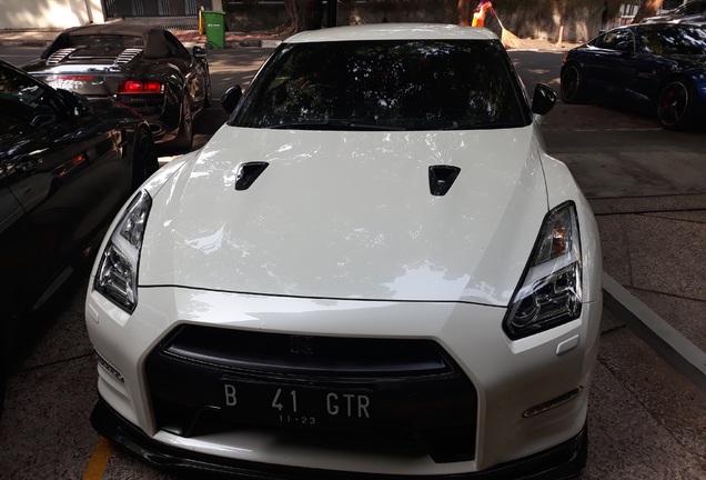 Nissan GT-R 2013