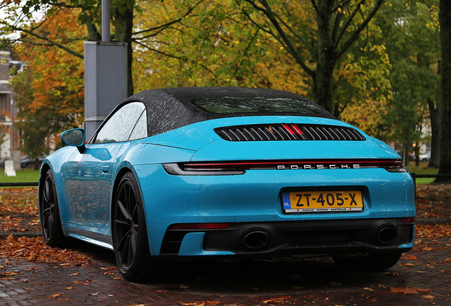 Porsche 992 Carrera 4S Cabriolet