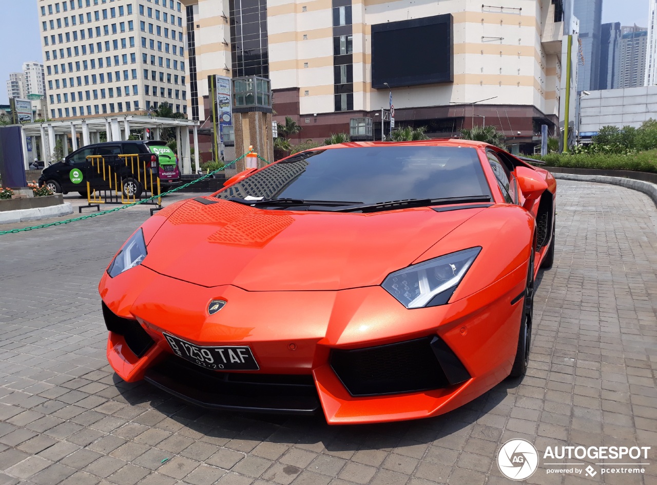 Lamborghini Aventador LP700-4