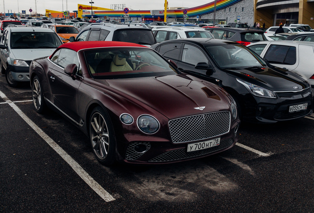 Bentley Continental GTC 2019