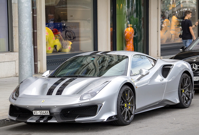 Ferrari 488 Pista