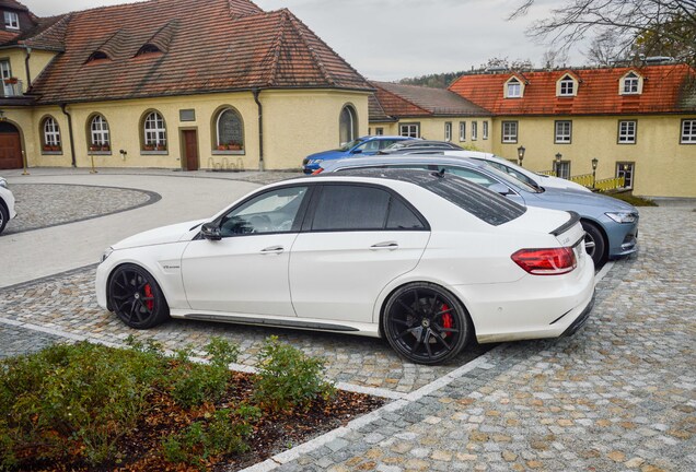 Mercedes-Benz E 63 AMG S W212