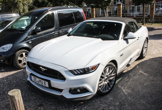 Ford Mustang GT Convertible 2015