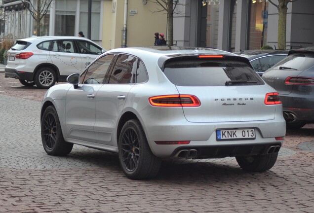 Porsche 95B Macan Turbo