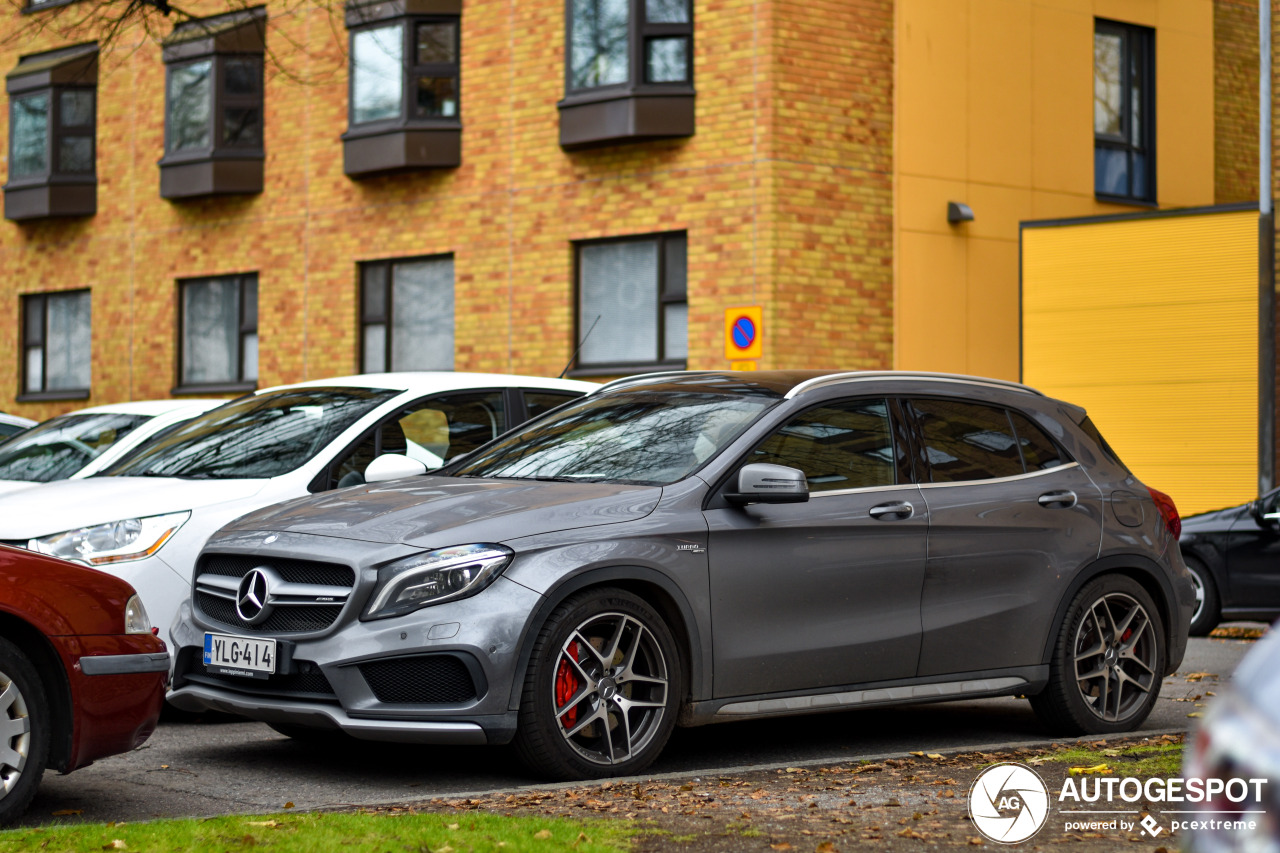 Mercedes-Benz GLA 45 AMG X156