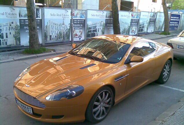 Aston Martin DB9