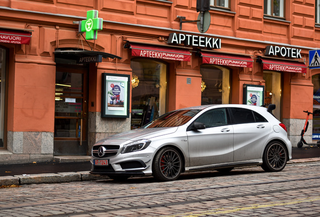 Mercedes-Benz A 45 AMG