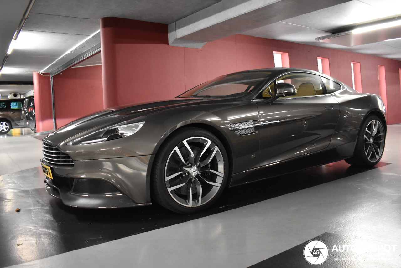 Aston Martin Vanquish 2013