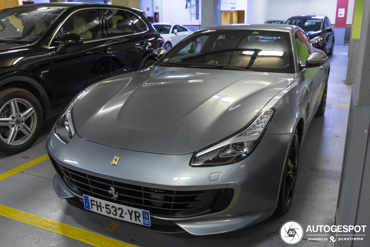 Ferrari GTC4Lusso