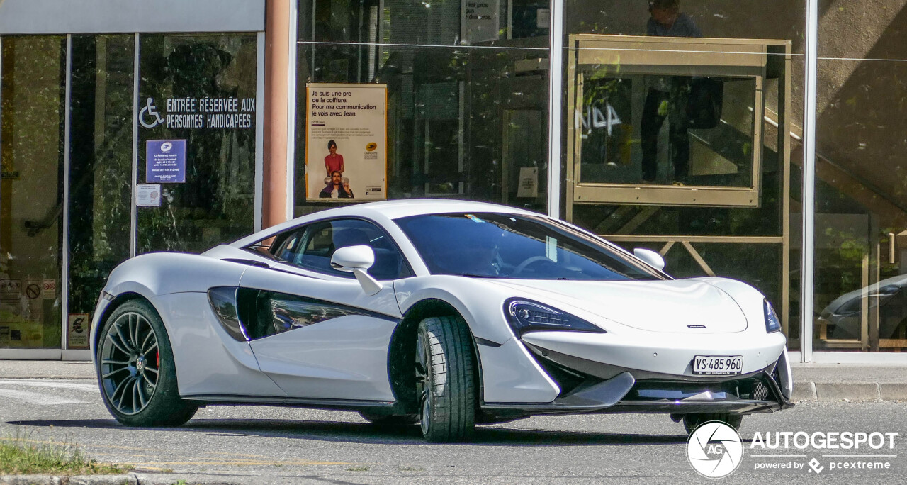 McLaren 570S