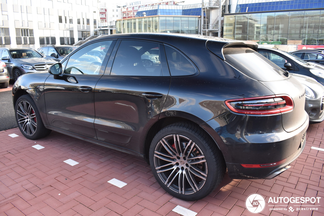 Porsche 95B Macan Turbo