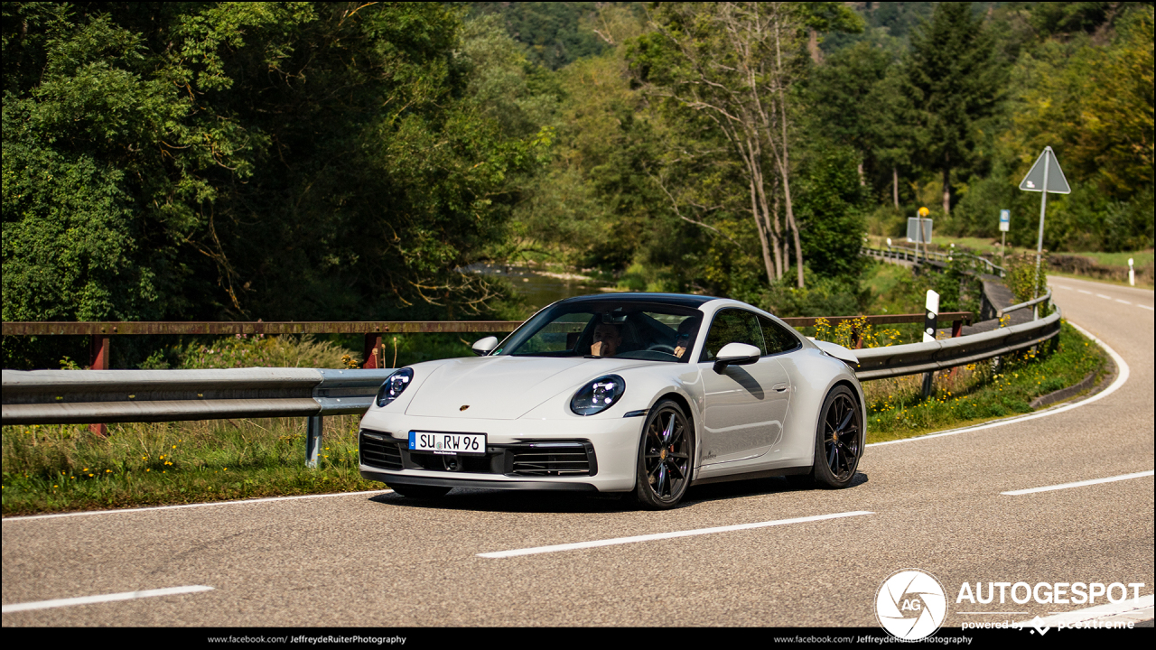 Porsche 992 Carrera S