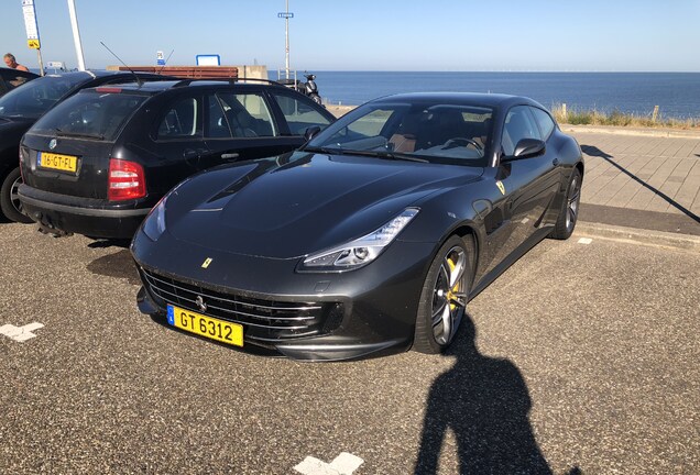 Ferrari GTC4Lusso