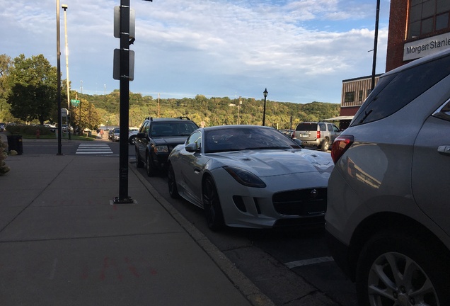 Jaguar F-TYPE S AWD Coupé British Design Edition