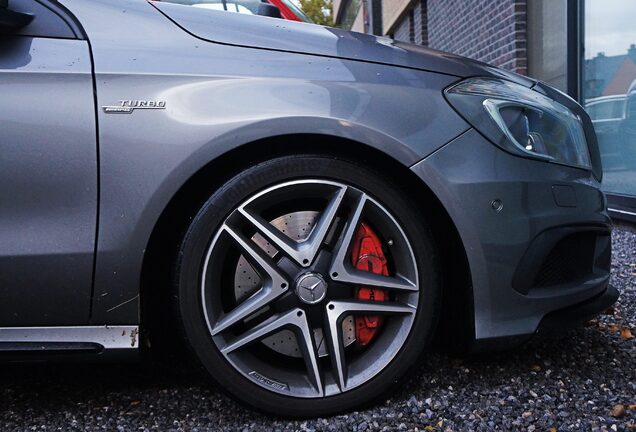 Mercedes-Benz A 45 AMG