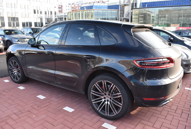 Porsche 95B Macan Turbo