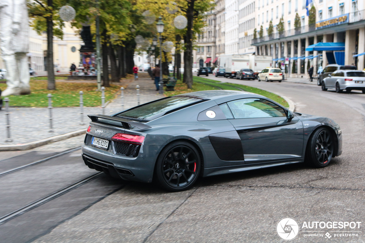 Audi R8 V10 Plus 2015