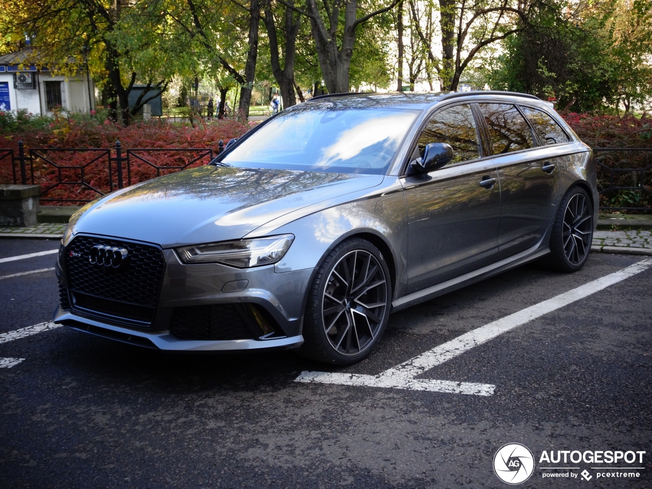 Audi RS6 Avant C7 2015