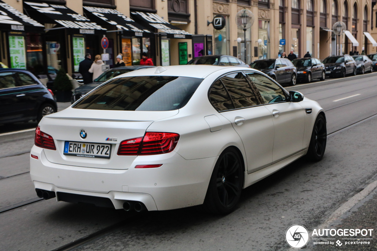 BMW M5 F10 2014