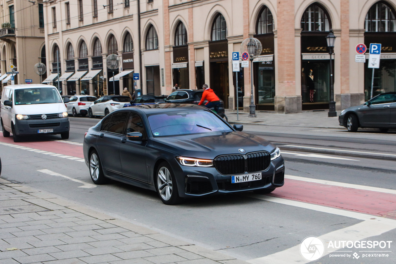 BMW M760Li xDrive 2019