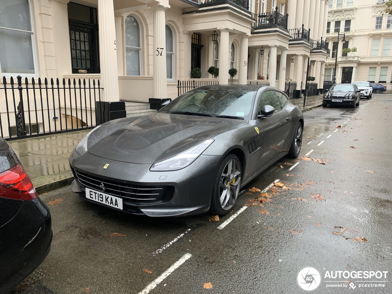 Ferrari GTC4Lusso T