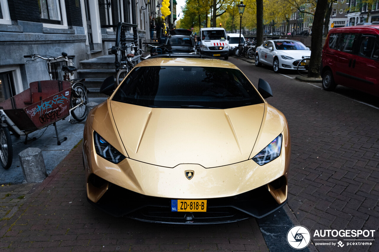 Lamborghini Huracán LP640-4 Performante