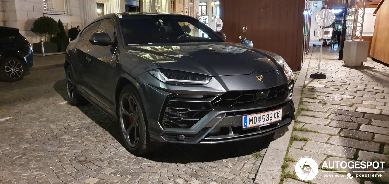 Lamborghini Urus