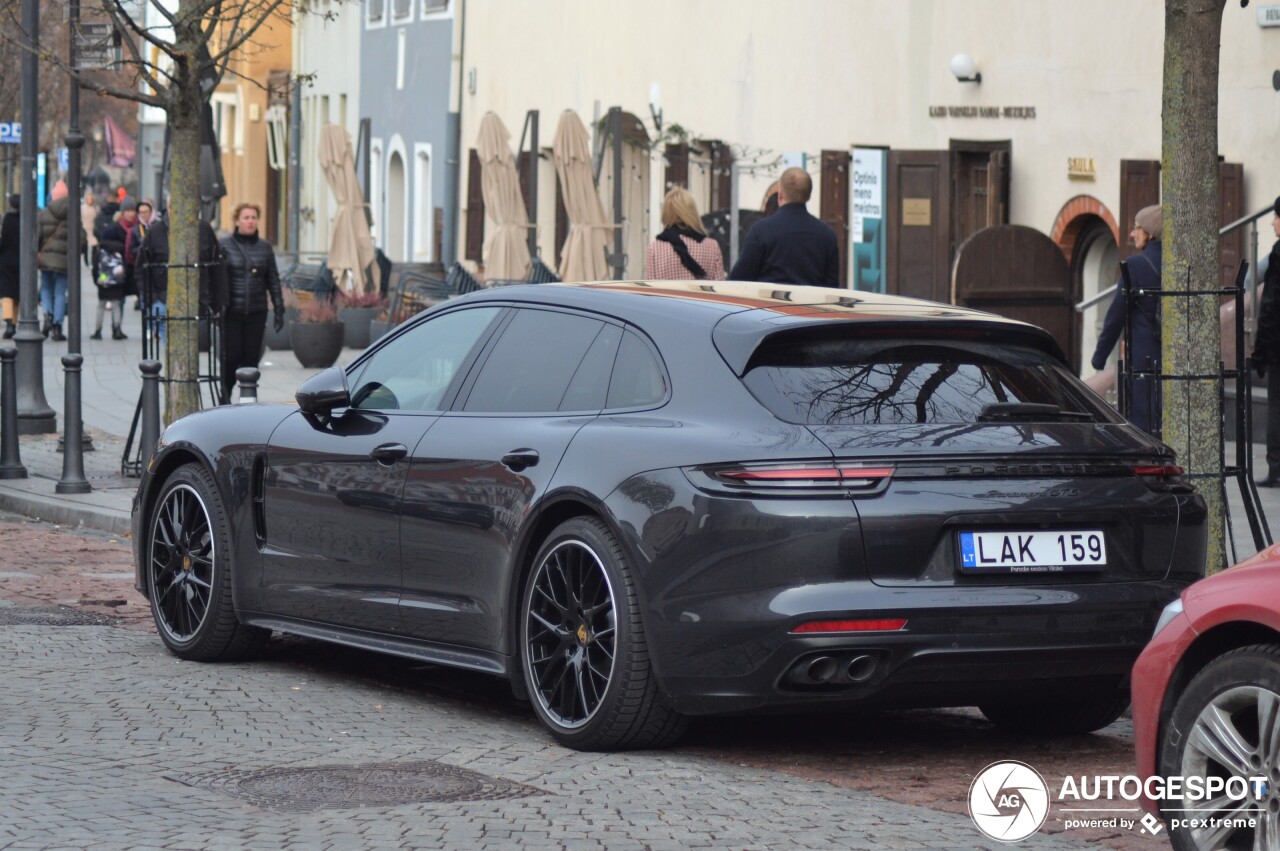 Porsche 971 Panamera GTS Sport Turismo