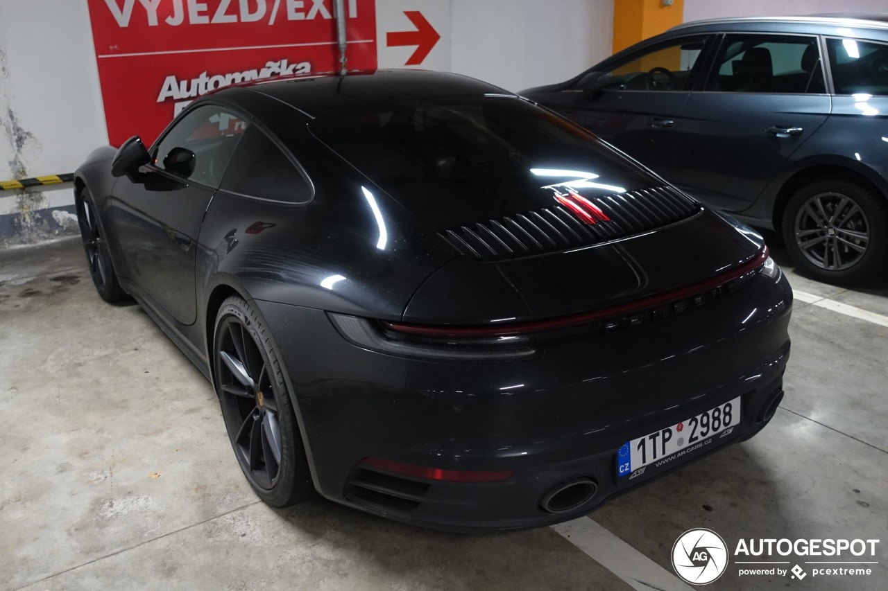 Porsche 992 Carrera 4S