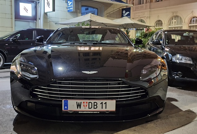 Aston Martin DB11 V8