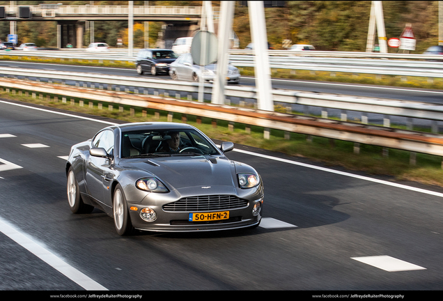 Aston Martin Vanquish S