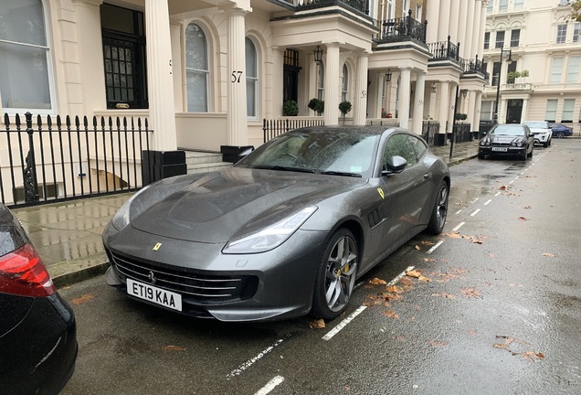 Ferrari GTC4Lusso T