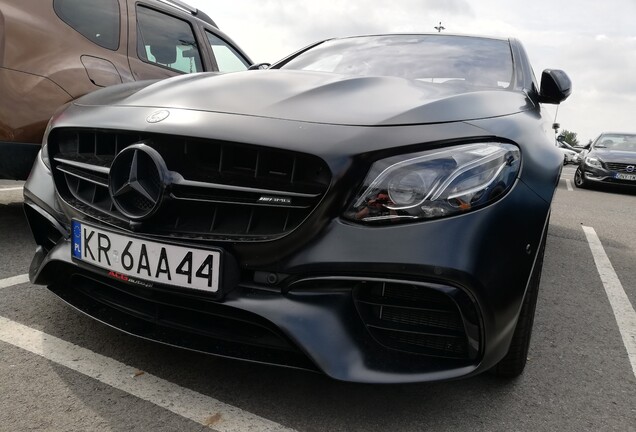 Mercedes-AMG E 63 S W213 Edition 1