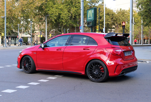 Mercedes-Benz A 45 AMG