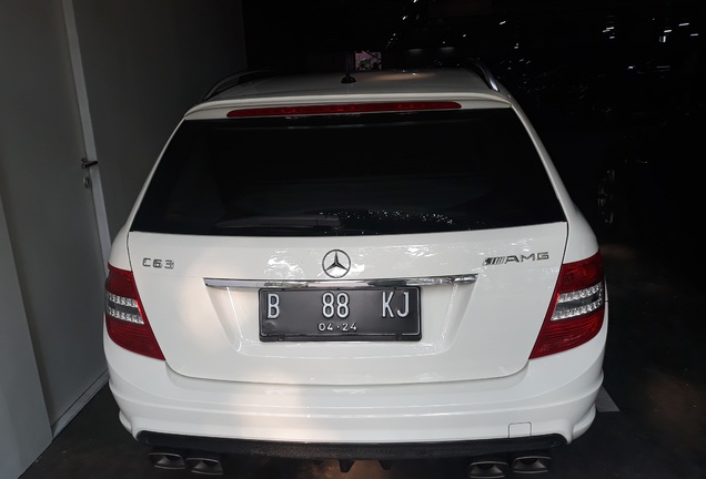 Mercedes-Benz C 63 AMG Estate