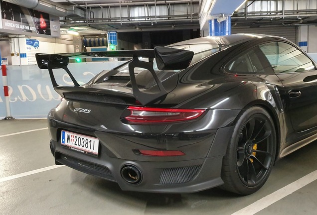 Porsche 991 GT2 RS Weissach Package