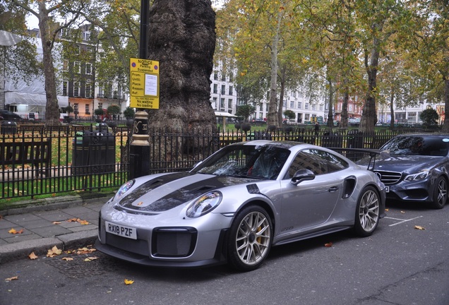 Porsche 991 GT2 RS Weissach Package